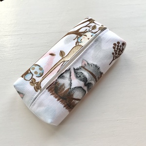 Róka, bagoly, mókus és őzike mintás bélelt papírzsebkendő tartó - Artiroka design - táska & tok - pénztárca & más tok - zsebkendőtartó tok - Meska.hu