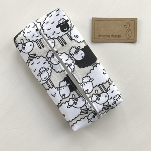 Bárány mintás bélelt papírzsebkendő tartó - Artiroka design - táska & tok - pénztárca & más tok - zsebkendőtartó - Meska.hu Bárány mintás bélelt papírzsebkendő tartó - Artiroka design - táska & tok - pénztárca & más tok - zsebkendőtartó - Meska.hu