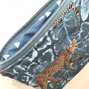 Leopárd mintás irattartó pénztárca kék színben - Artiroka design - táska & tok - pénztárca & más tok - pénztárca - Meska.hu Leopárd mintás irattartó pénztárca kék színben - Artiroka design - táska & tok - pénztárca & más tok - pénztárca - Meska.hu
