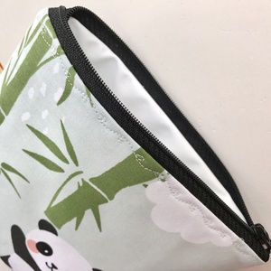 Panda Maci mintás szendvics tartó neszesszer  - Artiroka design - táska & tok - uzsonna- & ebéd tartó - ebéd tasak, doboz - Meska.hu