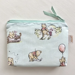 Micimackó, Füles és Malacka mintás, pasztell zöld színű irattartó pénztárca, neszesszer - Winnie de Pooh  - táska & tok - pénztárca & más tok - pénztárca - Meska.hu