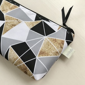 Geometria mintás, fekete-fehér szürke-arany színű VÍZLEPERGETŐS neszesszer - Artiroka design - táska & tok - neszesszer - Meska.hu