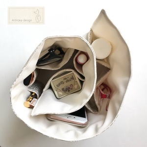 Mandala mintás bézs - fehér táskarendező, táska rendszerező   -  Artiroka design  - táska & tok - kézitáska & válltáska - belső rendező - Meska.hu