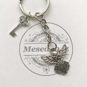 Angyali üdvözlet kulcstartó kulcs medállal  - Mesedoboz - táska & tok - kulcstartó & táskadísz - kulcstartó - Meska.hu