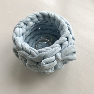 Kis gyűrűtartó kosár masnival, Otthon & Életmód, Tárolás & Rendszerezés, Tárolókosár, Ékszerkészítés, MESKA