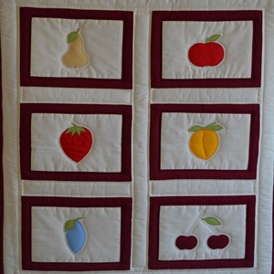 Gyümölcsös Babatakaró garnitúra - Babatakaró párnával, Otthon & Életmód, Babatakaró, gyerek pléd, Babaszoba, gyerekszoba, Patchwork, foltvarrás, Hímzés, MESKA
