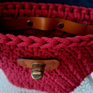 Madaras mintás crossbody táska - táska & tok - kézitáska & válltáska - vállon átvethető táska - Meska.hu