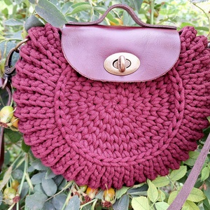 Horgolt oreo crossbody táska - táska & tok - kézitáska & válltáska - vállon átvethető táska - Meska.hu