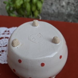 Pöttyös bögre - félporcelán - otthon & életmód - konyhafelszerelés, tálalás - tálalás - bögre & csésze - Meska.hu