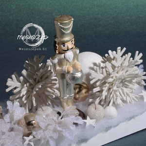 Diótörő elegáns asztaldísz - karácsony - adventi díszek - adventi asztaldísz - Meska.hu