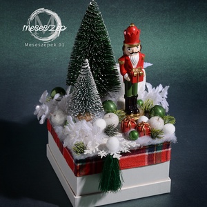 Diótörő klasszik  karácsonyi asztaldísz - Meska.hu