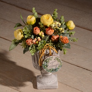 A legjobb Anya Klasszikus virágok kőkaspóban, Otthon & Életmód, Virágdekoráció, Virágdíszek, Virágdísz kaspóban, Virágkötés, Anyák napján is csodás ajándék lehet Édesanyádnak.
Egy terasz dísze lehet ez a rusztikus, klassziku..., MESKA