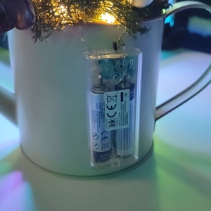 Őszi erdei manó locsolókannában LED világítással - otthon & életmód - dekoráció - asztal és polc dekoráció - asztaldísz - Meska.hu