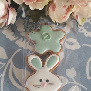 Húsvéti csomag- nyuszi+ virág - élelmiszer - édesség - mézeskalács - Meska.hu