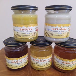 3 x 250 g méz méhsejtmintás díszcsomagolásban - élelmiszer - méz & propolisz - Meska.hu