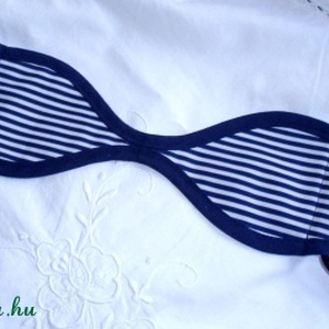 Kék-fehér csíkos békebeli bajuszkötő - félretéve Vajdáné részére -  - Meska.hu