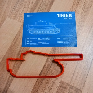 Harckocsi (tank) sütikiszúró - Tiger (Tigris, 1942) - otthon & életmód - konyhafelszerelés, tálalás - sütés, főzés - sütikiszúró - Meska.hu