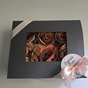 Szülőköszöntő virágbox örökrózsás - esküvő - emlék & ajándék - szülőköszöntő ajándék - Meska.hu