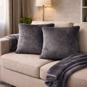 Szürke Fleece díszpárna párnabelsővel � puha, formatartó párna otthonra, Otthon & Életmód, Lakástextil, Díszpárna (belsővel együtt), Párna & Párnahuzat, Varrás, MESKA