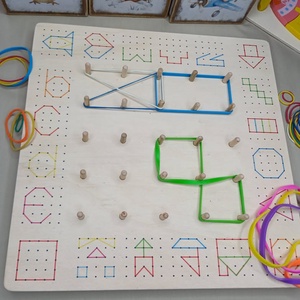 Montessori geotábla színes gumikkal � formaalkotó fejlesztőjáték - játék & sport - készségfejlesztő és logikai játék - oktató játékok - Meska.hu