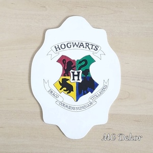 Hogwarts címer - színes, Otthon & Életmód, Dekoráció, Fali és függő dekoráció, Falra akasztható dekor, Decoupage, transzfer és szalvétatechnika, Festett tárgyak, MESKA