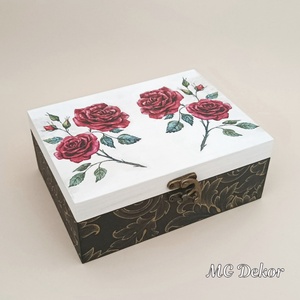 Ékszerdoboz - Vörösrózsás fekete, Otthon & Életmód, Dekoráció, Asztal és polc dekoráció, Díszdoboz, Decoupage, transzfer és szalvétatechnika, Festett tárgyak, MESKA