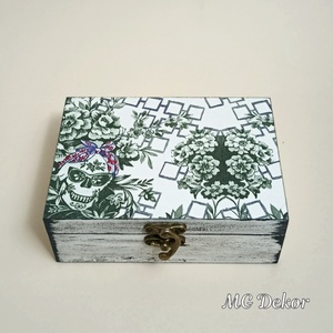 Halloweeni koponyás ajándék átadó doboz - otthon & életmód - dekoráció - asztal és polc dekoráció - díszdoboz - Meska.hu