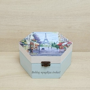 Díszdoboz nyugdíjba vonulásra - Párizsi utcakép mintás ajándék, Otthon & Életmód, Dekoráció, Asztal és polc dekoráció, Díszdoboz, Decoupage, transzfer és szalvétatechnika, Festett tárgyak, MESKA