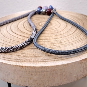 Hosszú horgolt lánc,halványlila - ékszer - nyaklánc - hosszú nyaklánc - Meska.hu