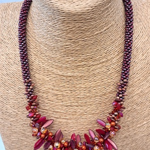 Tüske lánc bordó - ékszer - nyaklánc - medál nélküli nyaklánc - Meska.hu