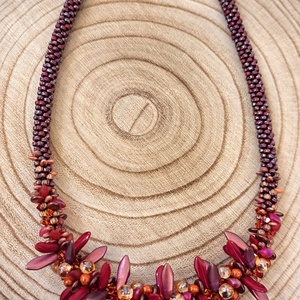 Tüske lánc bordó - ékszer - nyaklánc - medál nélküli nyaklánc - Meska.hu