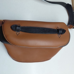 Bőr övtáska/crossbody - táska & tok - övtáska - Meska.hu