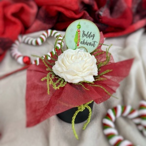 Grincs inspirálta gyertya virágbox (szójagyertyából) - kézműves ajándék karácsonyra - otthon & életmód - gyertya, illat, aroma - gyertya - Meska.hu