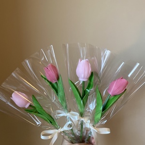 Illatos tulipán illatviasz élethű száron (szójaviaszból) - kézműves ajándék Valentin napra, Nőnapra vagy más alkalomra - otthon & életmód - gyertya, illat, aroma - gyertya - Meska.hu