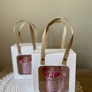 Gyertya virágbox (szójagyertyából) szülőköszöntő/tanúfelkérő és koszorúslányfelkérő - kézműves ajándék - otthon & életmód - gyertya, illat, aroma - gyertya - Meska.hu