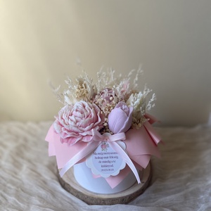 Gyertya virágbox (szójagyertyából) - Ma még menyasszony../Ma még vőlegény-kézműves ajándék bármilyen alkalomra, Otthon & Életmód, Gyertya, illat, aroma, Gyertya, Gyertya-, mécseskészítés, MESKA