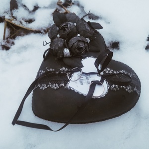 Black Rose esküvői gyűrűpárna  - esküvő - kiegészítők - gyűrűtartó & gyűrűpárna - Meska.hu