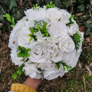 Fehér hangsúlyos esküvői csokor, Esküvő, Menyasszonyi- és dobócsokor, Virágkötés, Mindenmás, MESKA