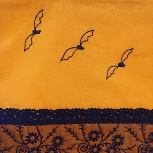 Pókok és denevérek -textiltáska halloweeni hangulatban - táska & tok - bevásárlás & shopper táska - shopper, textiltáska, szatyor - Meska.hu