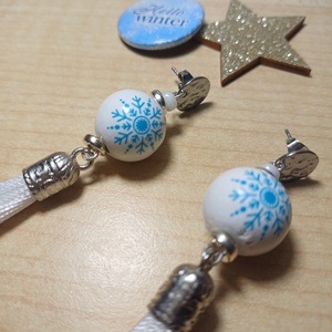 Téli fehér bojtos fülbevaló - ékszer - fülbevaló - rojtos fülbevaló - Meska.hu