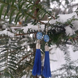 Sötétkék-ezüst bojtos fülbevaló - Meska.hu