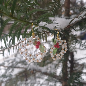 Gyöngykoszorú magyallal fülbevaló, Ékszer, Fülbevaló, Lógós kerek fülbevaló, Ékszerkészítés, Gyöngyfűzés, gyöngyhímzés, MESKA