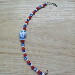 Tengerész hangulatú karkötő hal és virág mintával - ékszer - karkötő - gyöngyös karkötő - Meska.hu