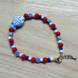 Tengerész hangulatú karkötő hal és virág mintával, Ékszer, Karkötő, Gyöngyös karkötő, Ékszerkészítés, Gyöngyfűzés, gyöngyhímzés, MESKA