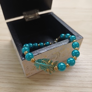 Türkizkék-arany karkötő hal mintával, Ékszer, Karkötő, Gyöngyös karkötő, Ékszerkészítés, Gyöngyfűzés, gyöngyhímzés, MESKA