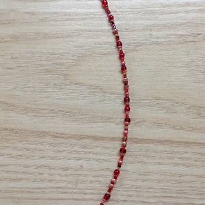 Piros karkötő  - ékszer - karkötő - gyöngyös karkötő - Meska.hu