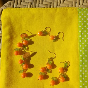 Kis narancs levéllel - fülbevaló  - ékszer - fülbevaló - lógó fülbevaló - Meska.hu