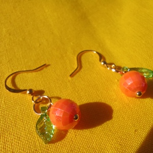 Kis narancs levéllel - fülbevaló  - ékszer - fülbevaló - lógó fülbevaló - Meska.hu