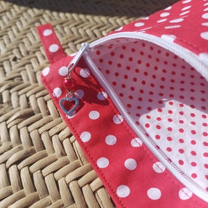 Piros pöttyös álló neszesszer  - táska & tok - neszesszer - Meska.hu