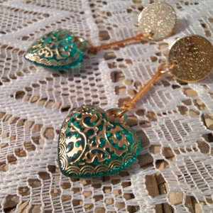 Arany-türkizkék szívecskés fülbevaló  - ékszer - fülbevaló - lógó fülbevaló - Meska.hu